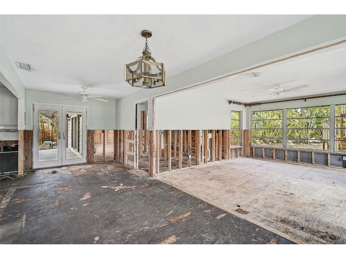 105 Island Circle Sarasota FL 34242 A4647819 image22