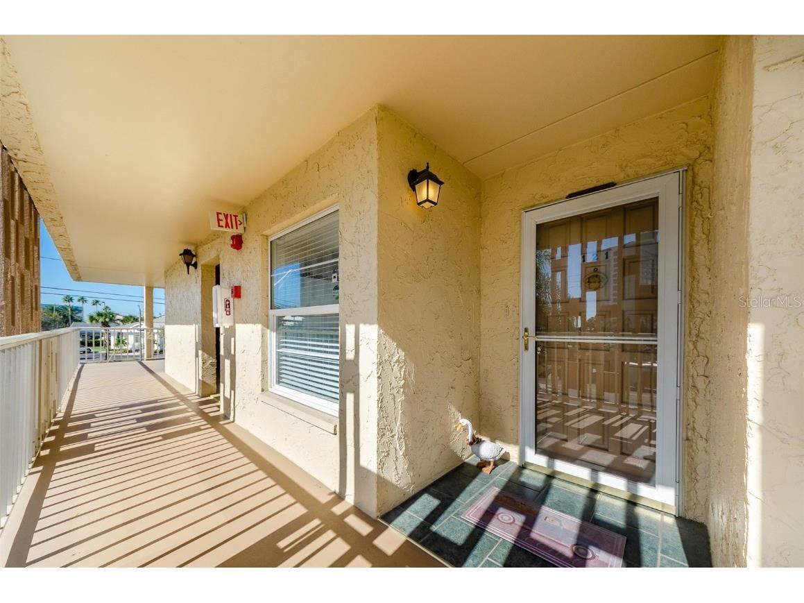 105 Island Way #121 Clearwater Beach FL 33767 TB8439945 image6