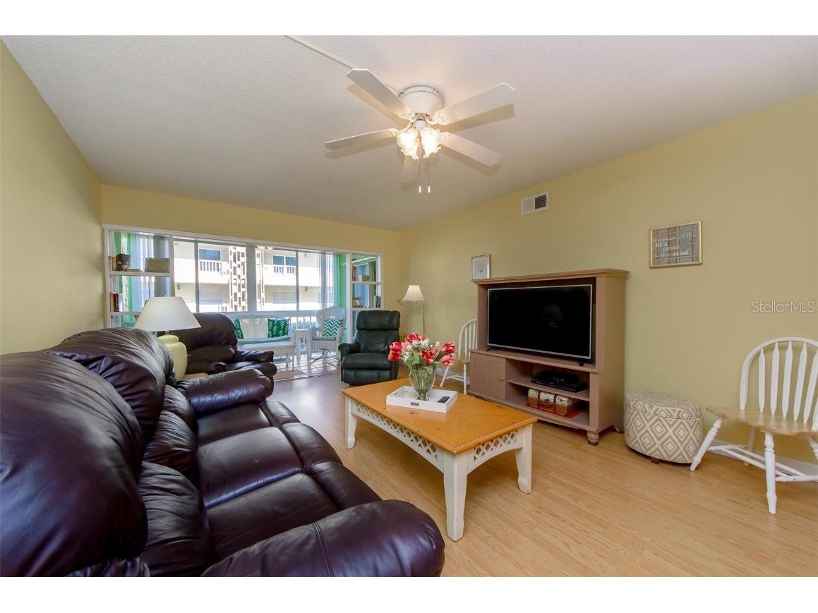 105 Island Way #121 Clearwater Beach FL 33767 TB8439945 image8