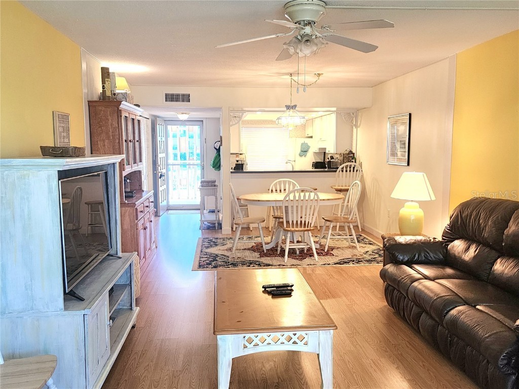 105 Island Way #121 Clearwater Beach FL 33767 TB8439945 image9