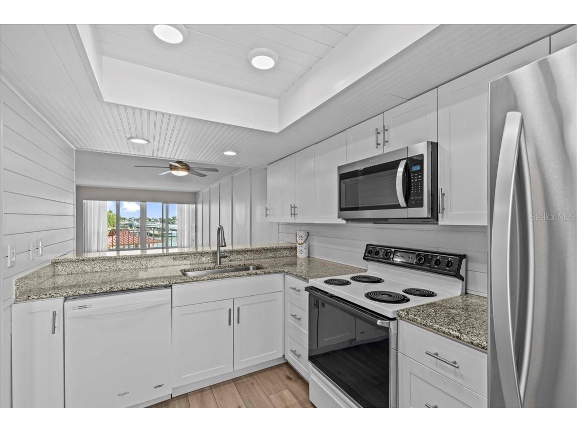 105 Island Way #126 Clearwater Beach FL 33767 TB8393150 image10