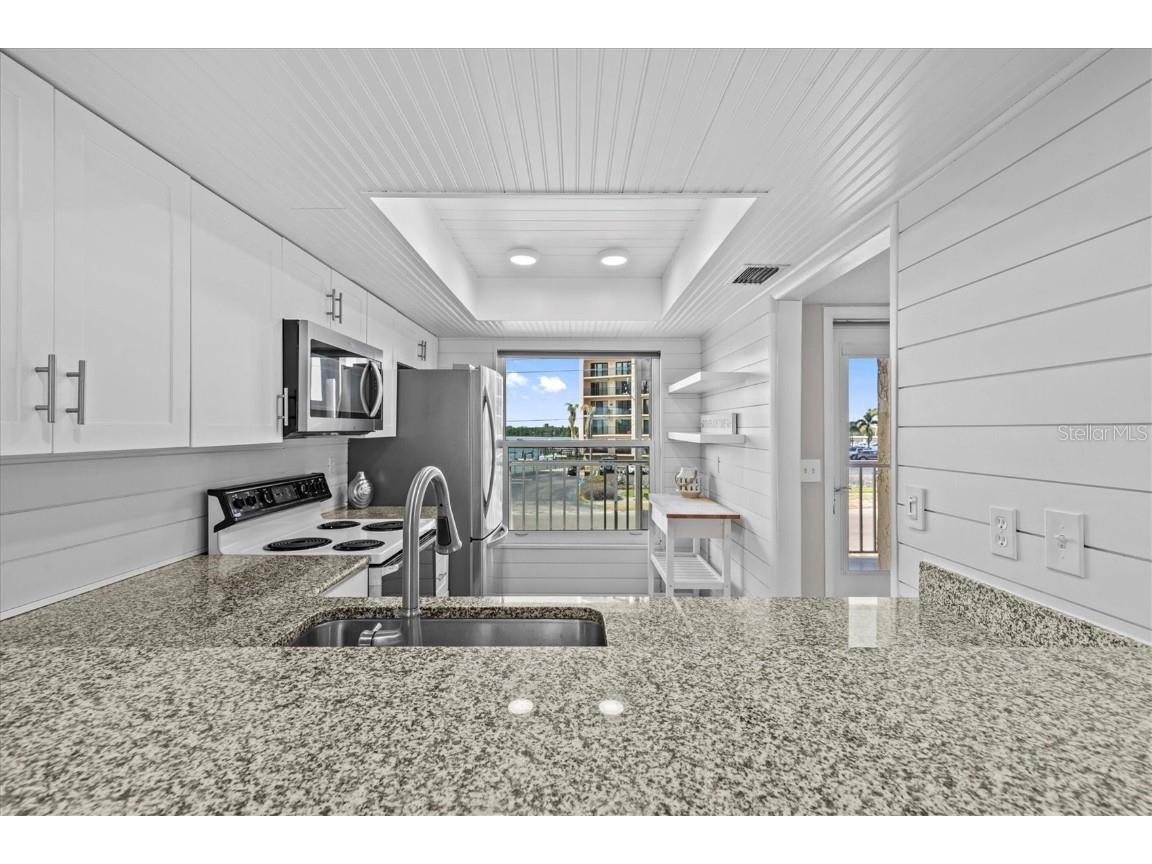 105 Island Way #126 Clearwater Beach FL 33767 TB8393150 image11