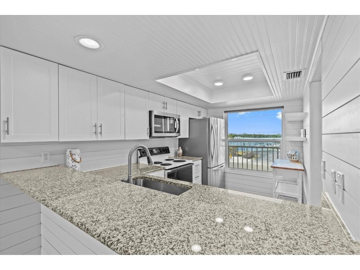 105 Island Way #126 Clearwater Beach FL 33767 TB8393150 image12