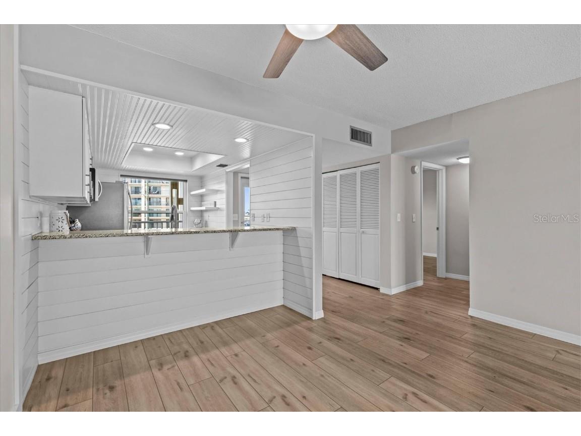 105 Island Way #126 Clearwater Beach FL 33767 TB8393150 image15