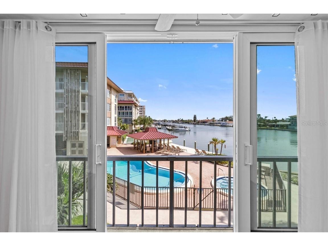 105 Island Way #126 Clearwater Beach FL 33767 TB8393150 image24