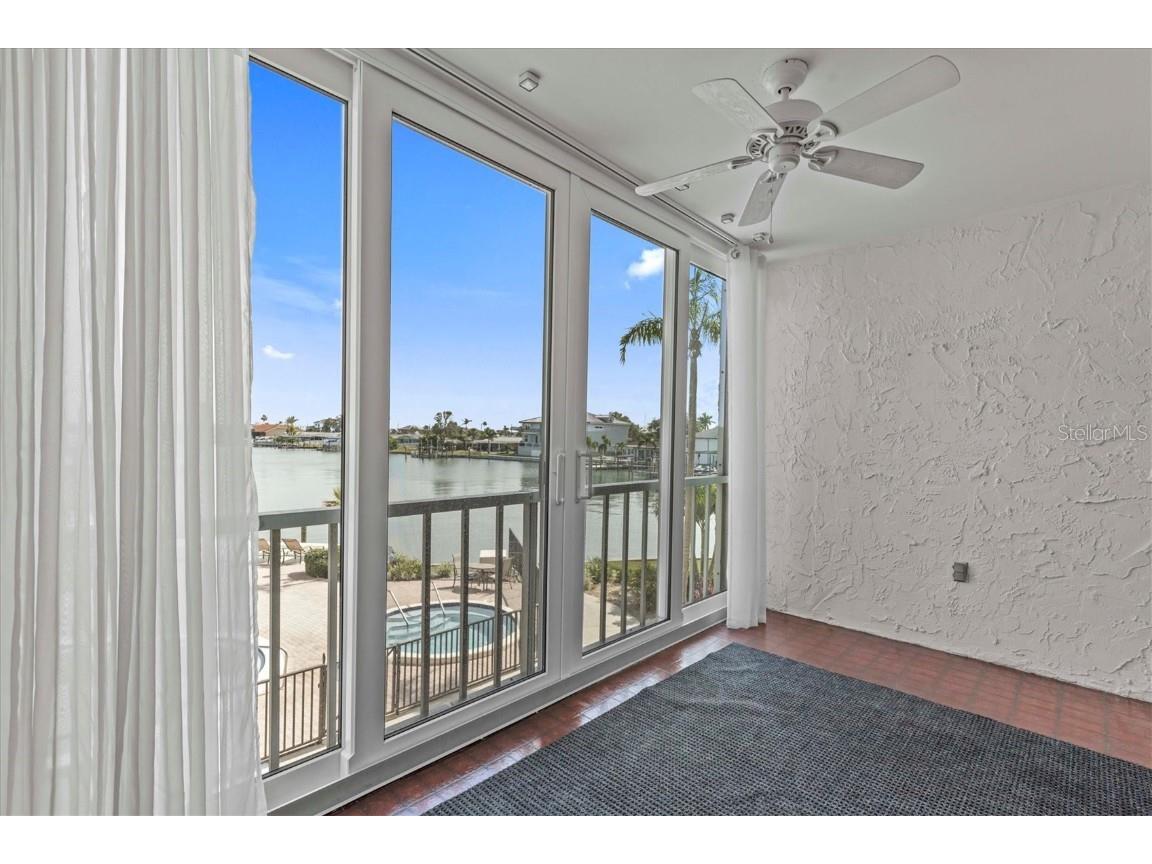 105 Island Way #126 Clearwater Beach FL 33767 TB8393150 image25