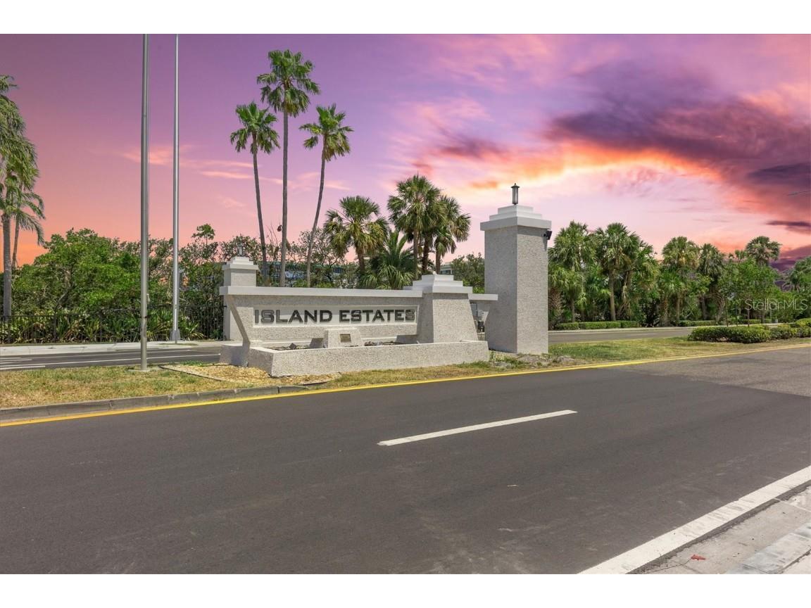 105 Island Way #126 Clearwater Beach FL 33767 TB8393150 image4