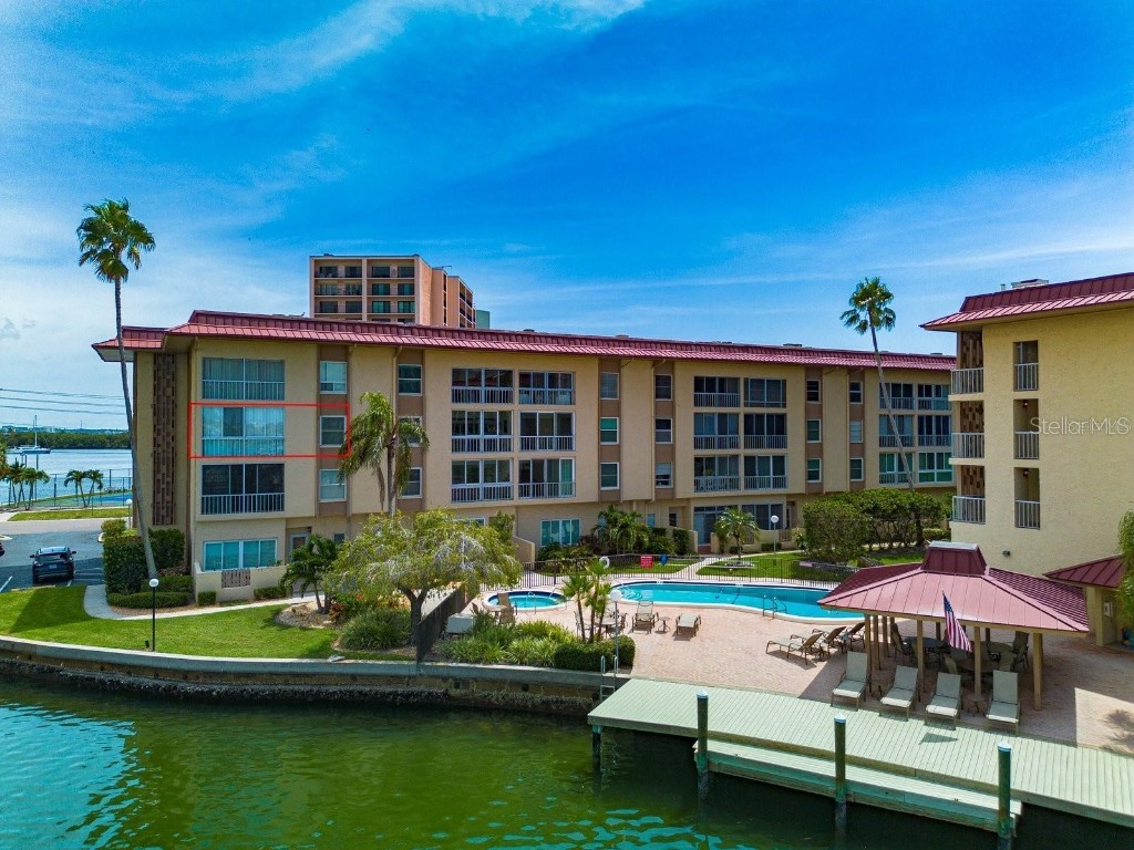 105 Island Way #138 Clearwater Beach FL 33767 TB8400694 image1