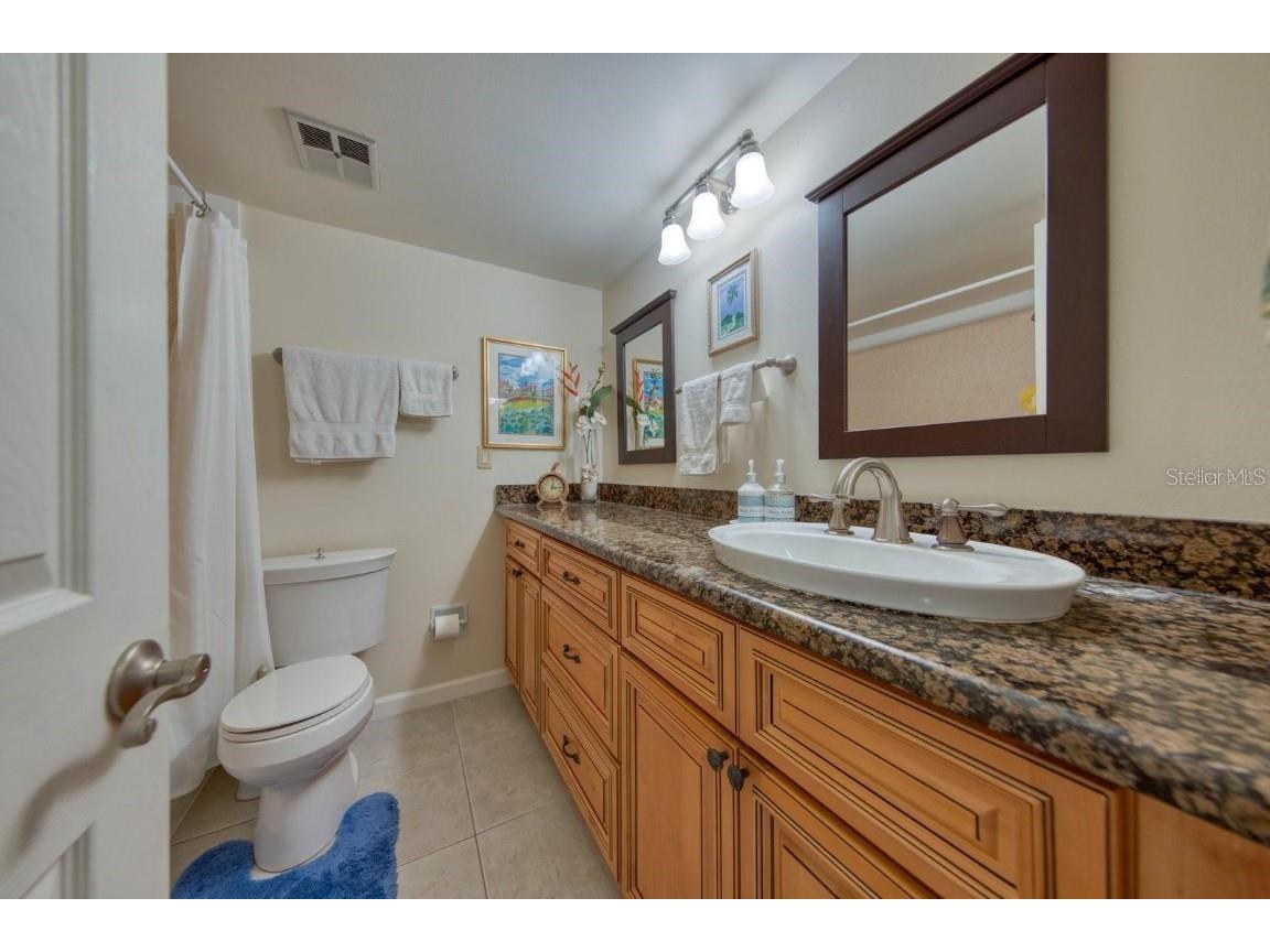 105 Island Way #138 Clearwater Beach FL 33767 TB8400694 image25