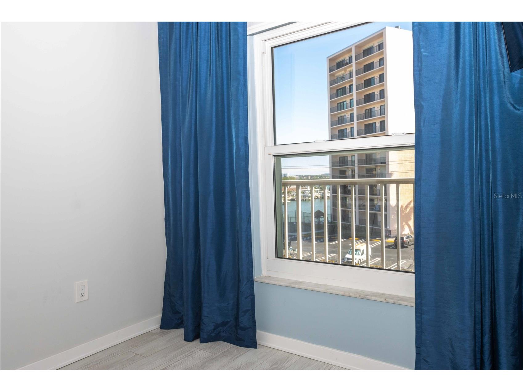 105 Island Way #142 Clearwater Beach FL 33767 TB8489299 image28