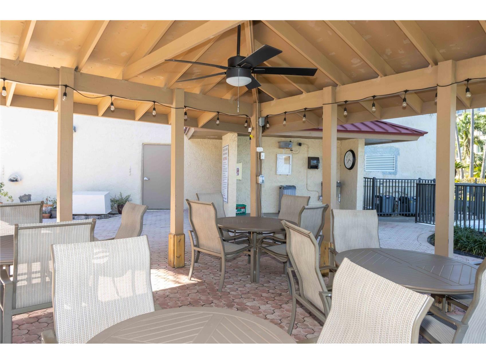 105 Island Way #142 Clearwater Beach FL 33767 TB8489299 image31