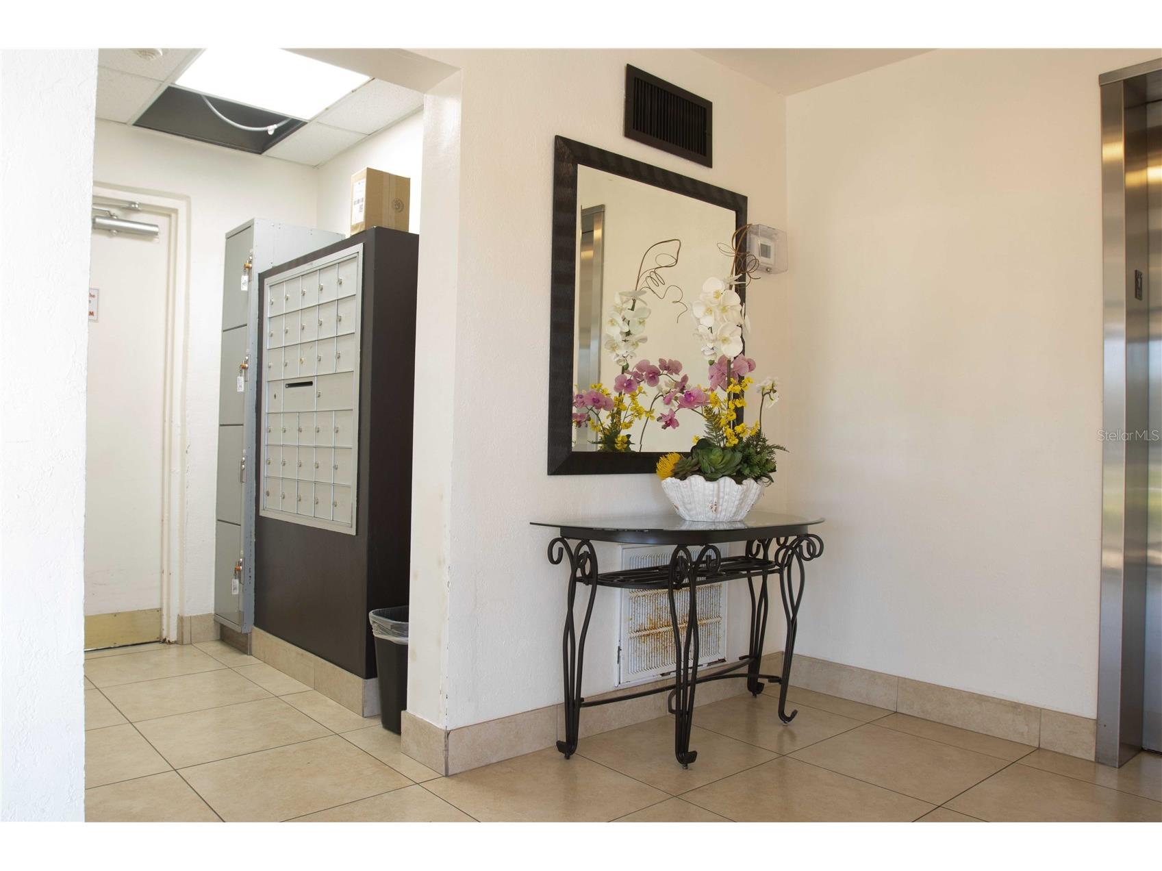 105 Island Way #142 Clearwater Beach FL 33767 TB8489299 image33