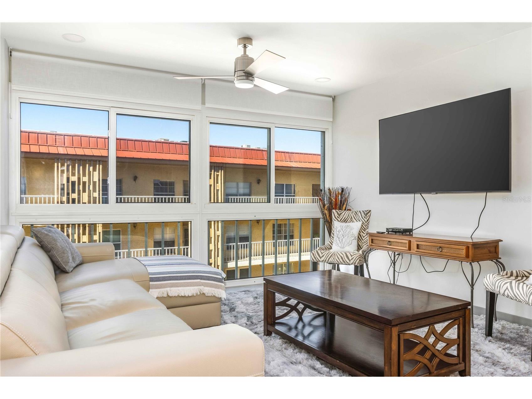 105 Island Way #142 Clearwater Beach FL 33767 TB8489299 image9