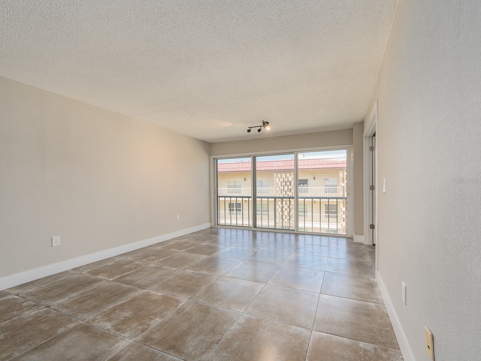 105 Island Way #143 Clearwater FL 33767 TB8486122 image10