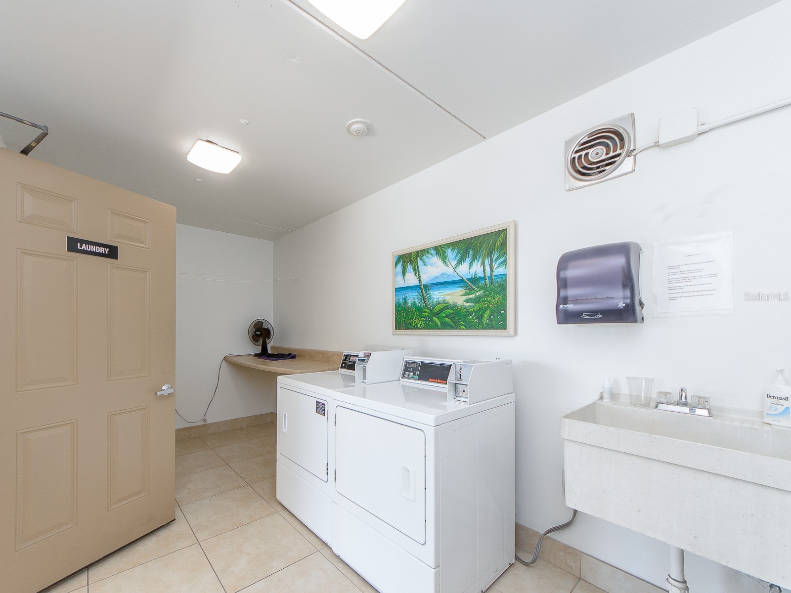 105 Island Way #143 Clearwater FL 33767 TB8486122 image24