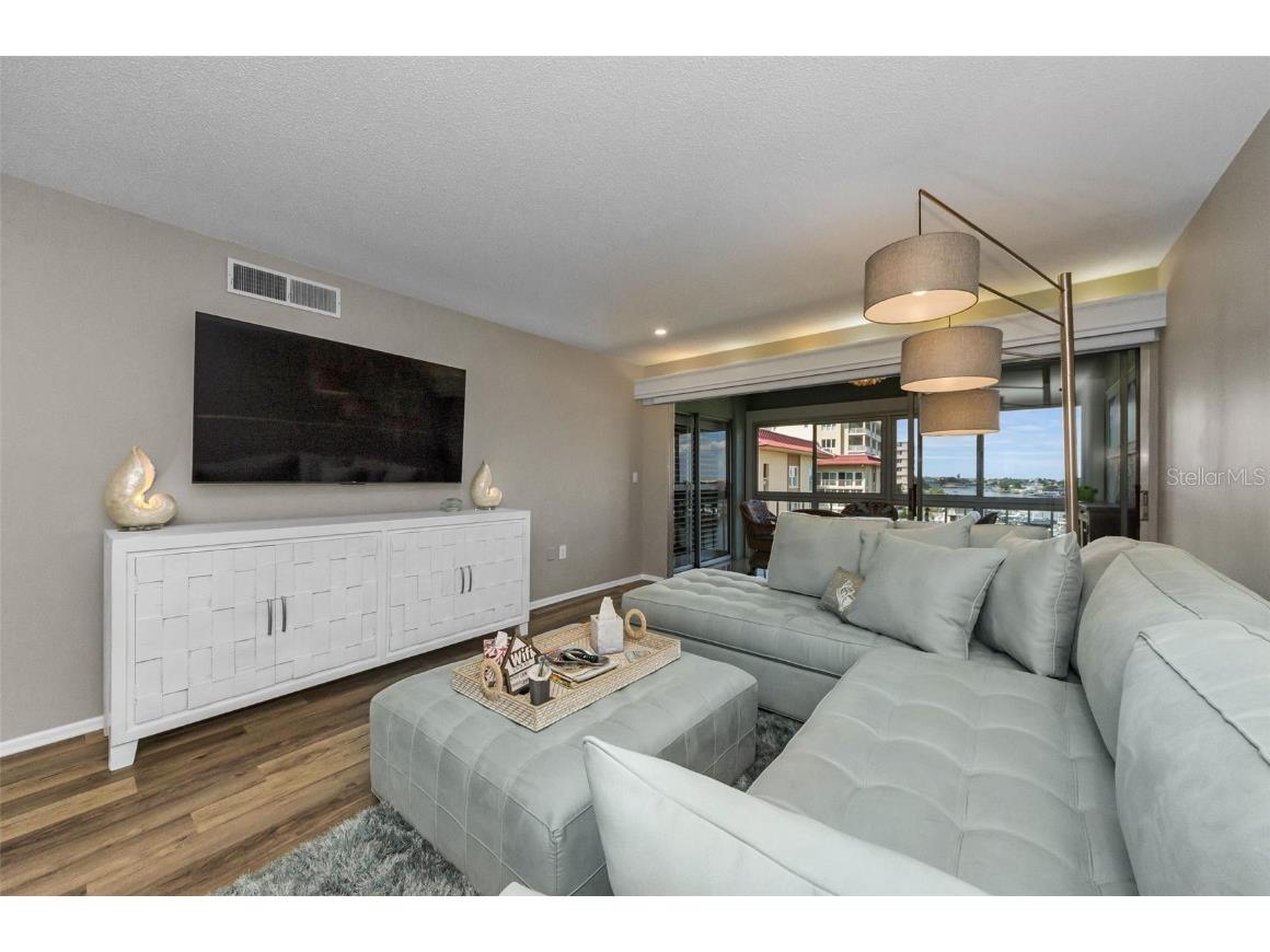 105 Island Way #146 Clearwater Beach FL 33767 TB8430388 image21