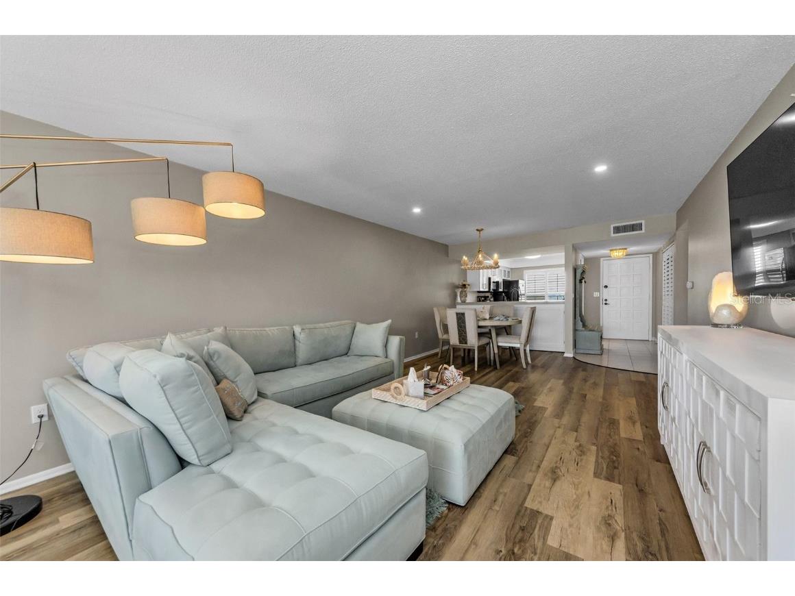 105 Island Way #146 Clearwater Beach FL 33767 TB8430388 image22