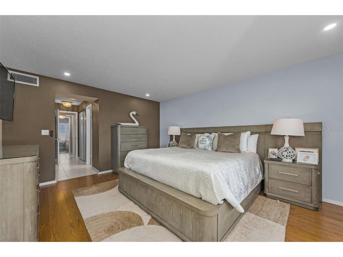 105 Island Way #146 Clearwater Beach FL 33767 TB8430388 image35