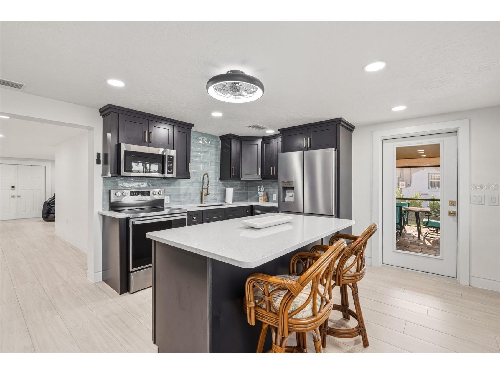 105 Leland Street SE Port Charlotte FL 33952 C7523012 image23