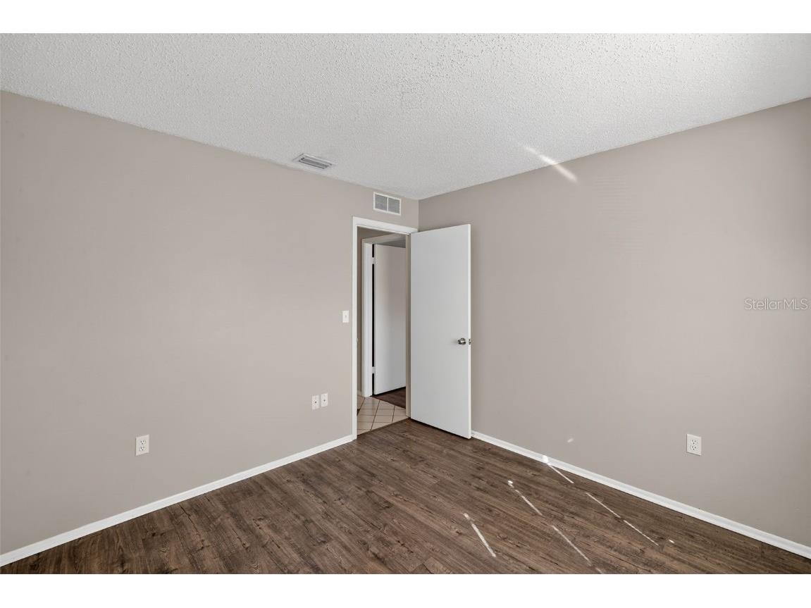 105 Lotus Circle Safety Harbor FL 34695 TB8448385 image21