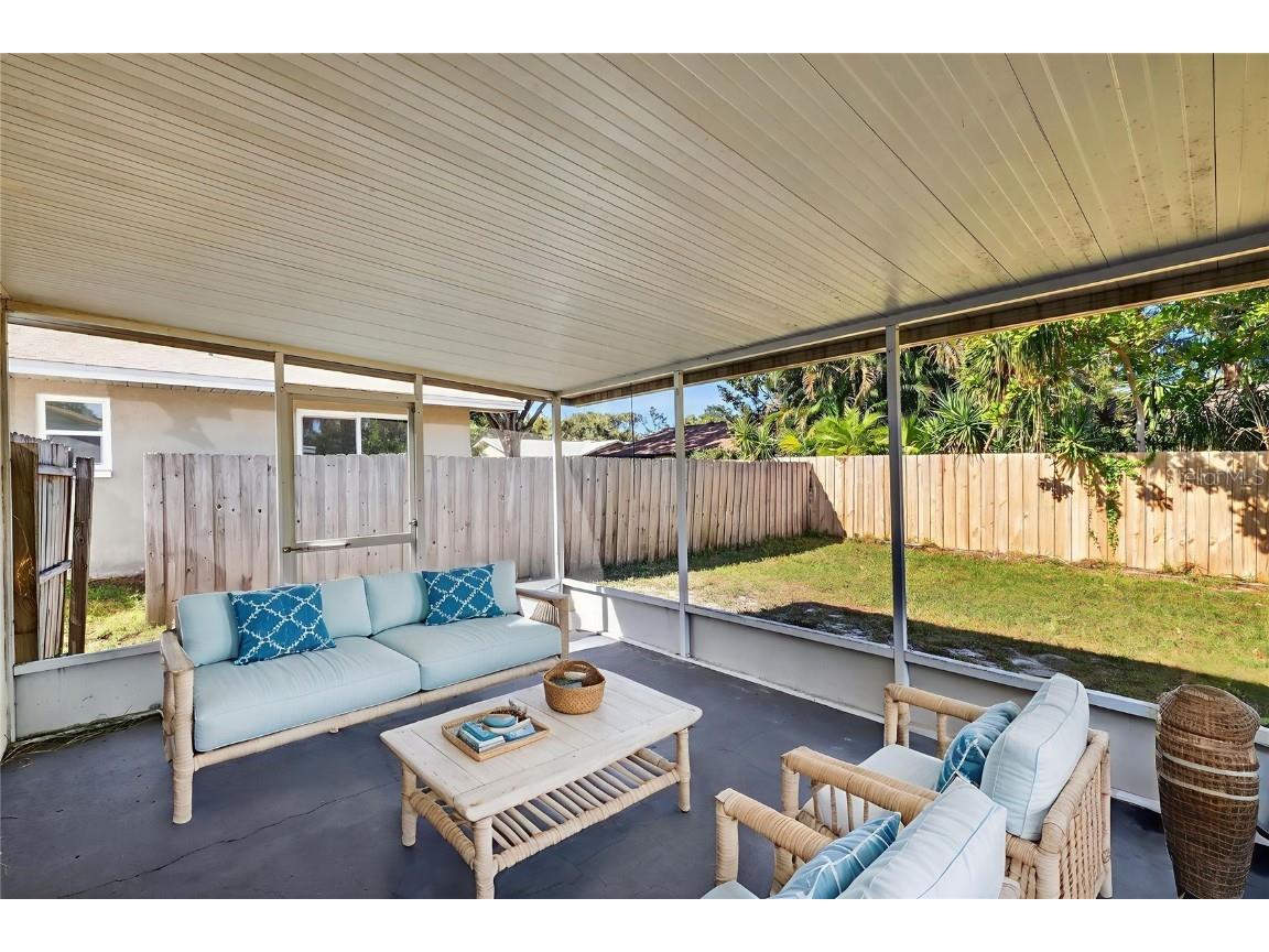 105 Lotus Circle Safety Harbor FL 34695 TB8448385 image25