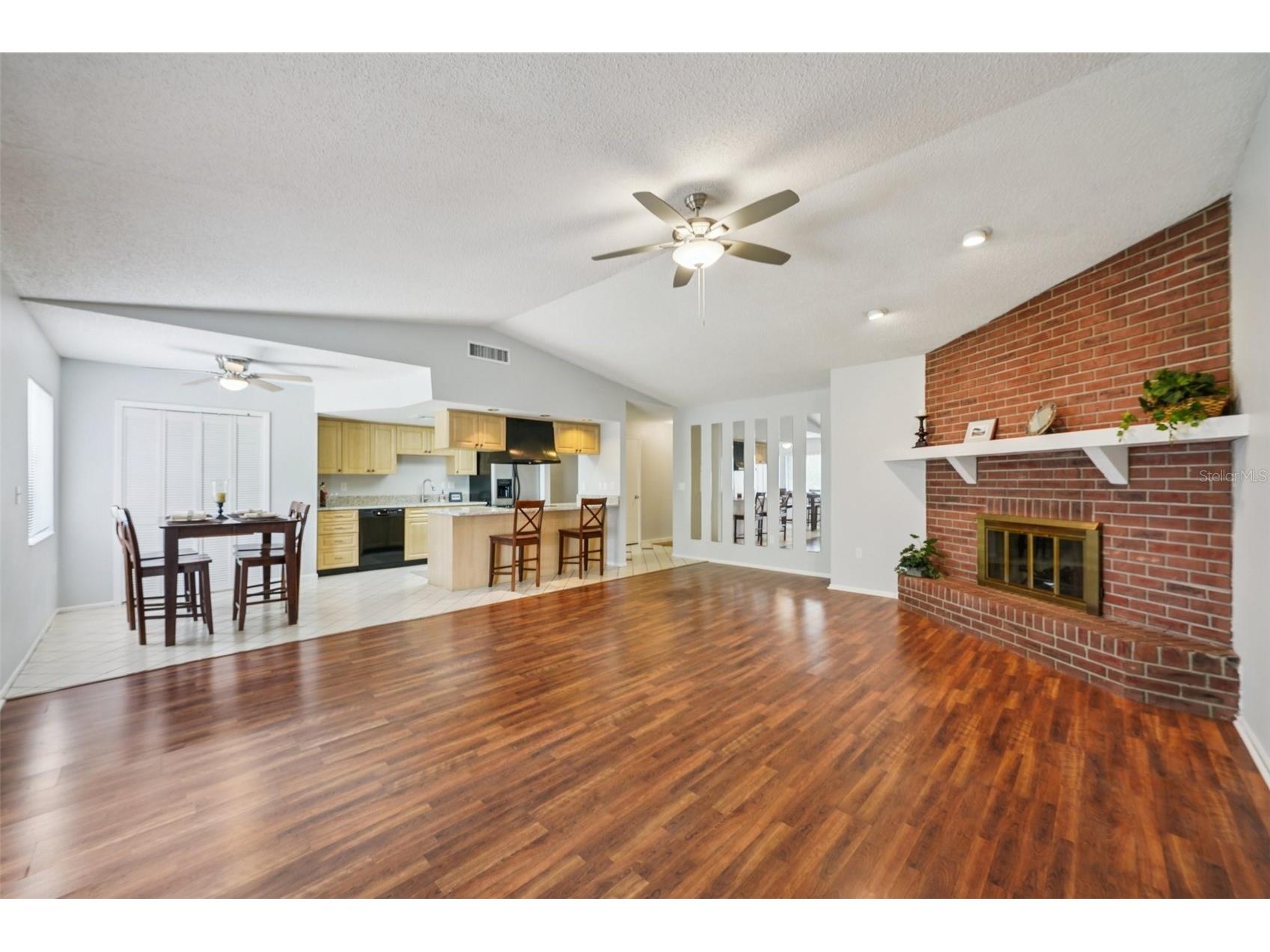 105 Lotus Circle Safety Harbor FL 34695 TB8494556 image6