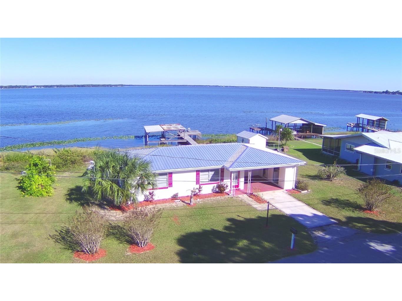 105 Maxcy Lane Frostproof FL 33843 - REEDY LAKE K4903120 image1