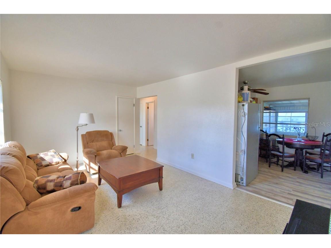 105 Maxcy Lane Frostproof FL 33843 - REEDY LAKE K4903120 image4