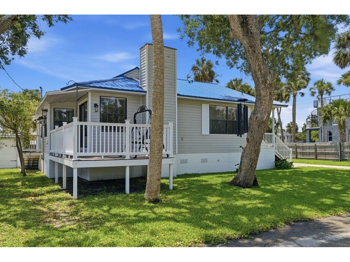 105 Mcdonald Street South Daytona FL 32119 V4949432 image1