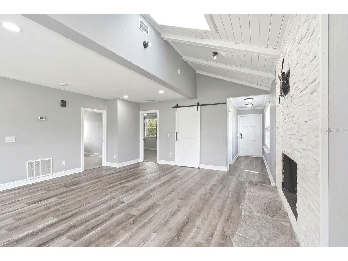 105 Mcdonald Street South Daytona FL 32119 V4949432 image8