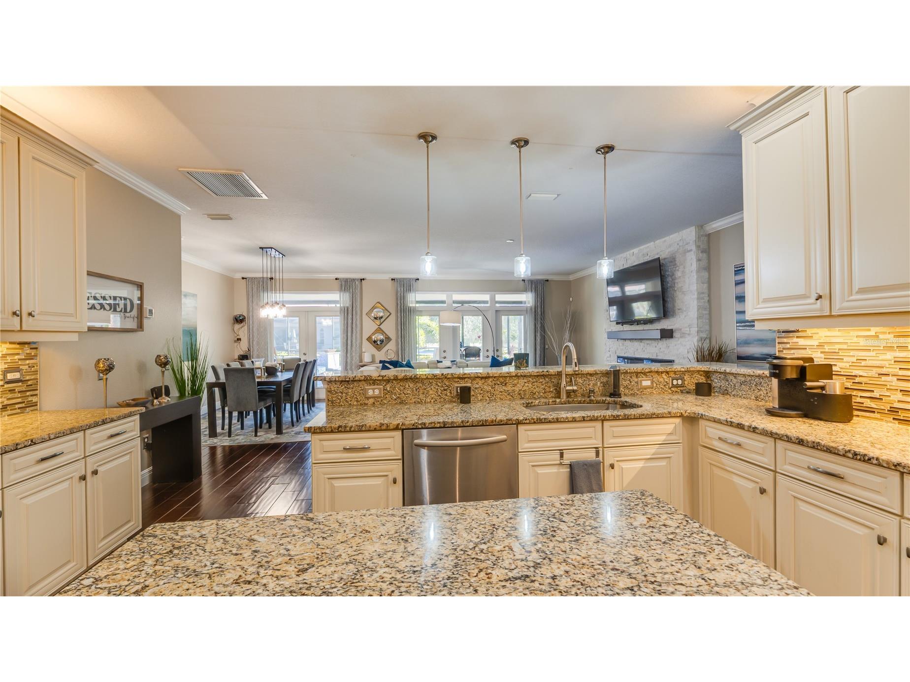 105 Mobbly Bay Drive Oldsmar FL 34677 TB8507261 image9