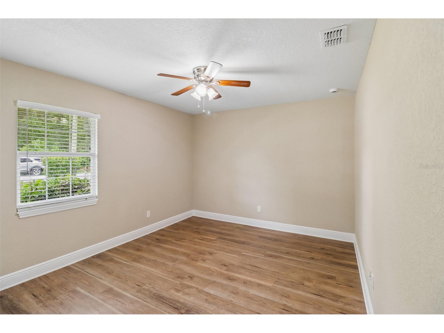 105 N Fairfax Avenue Deland FL 32724 NS1088316 image16