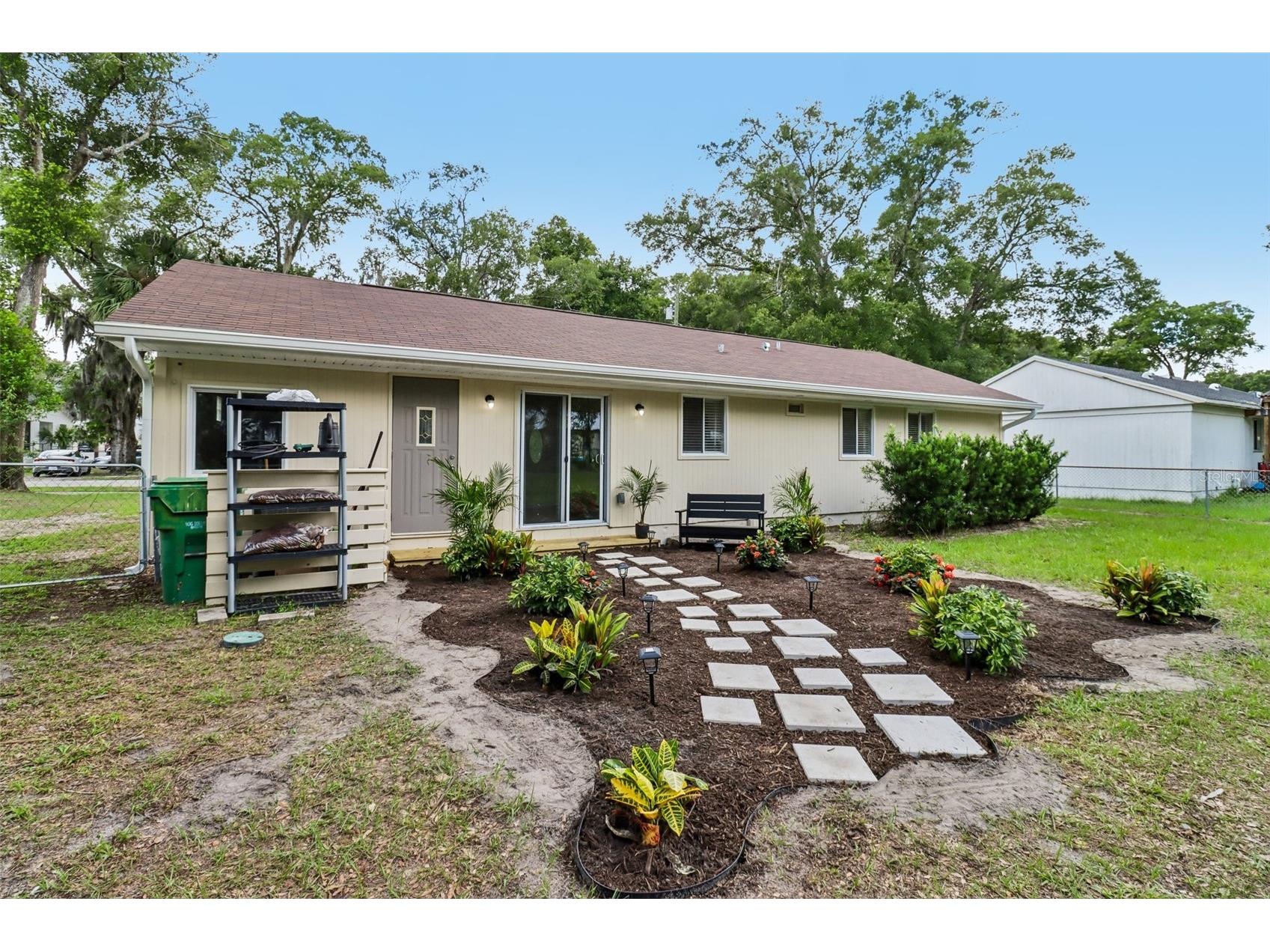 105 N Fairfax Avenue Deland FL 32724 NS1088316 image23