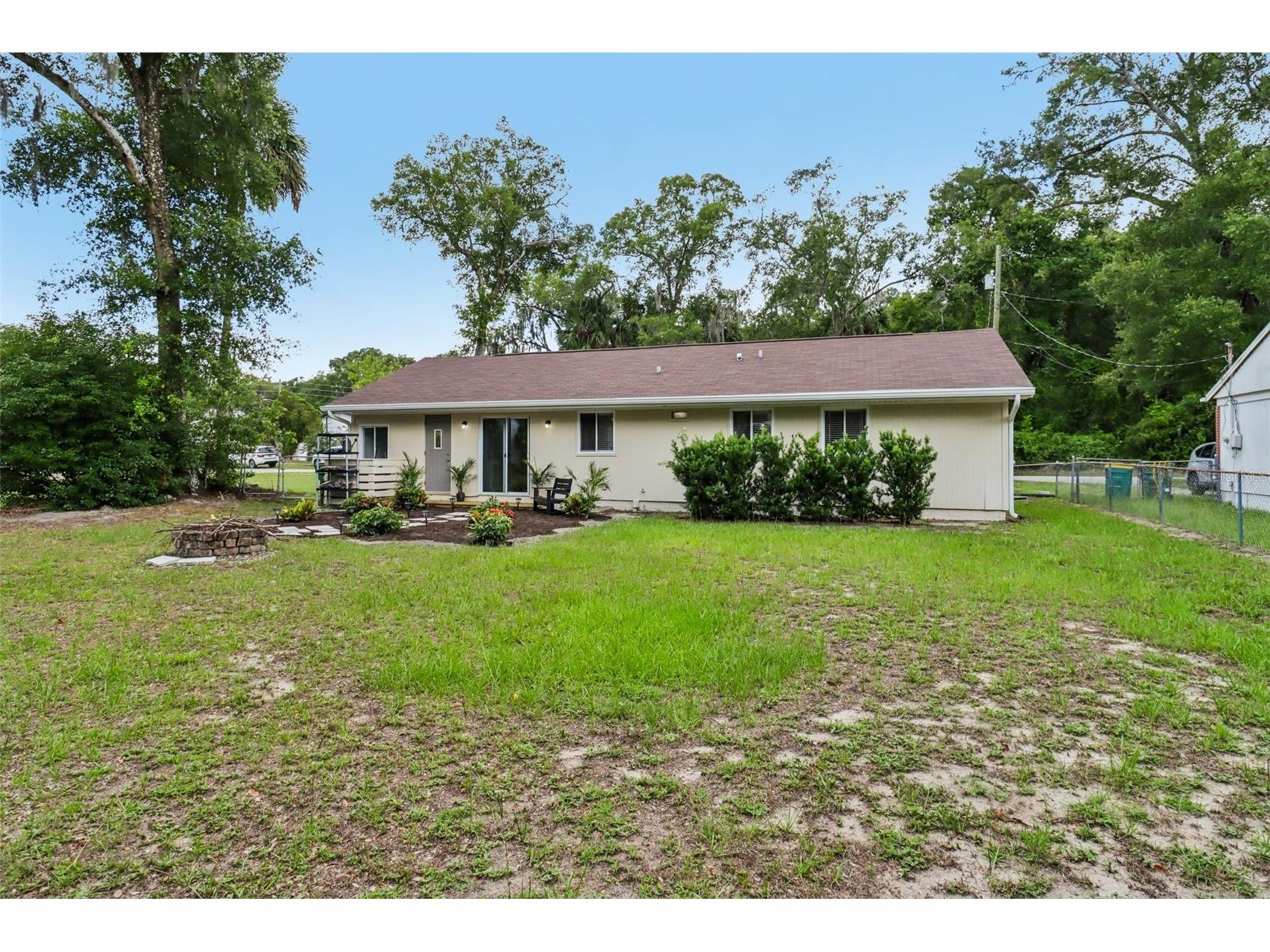 105 N Fairfax Avenue Deland FL 32724 NS1088316 image26