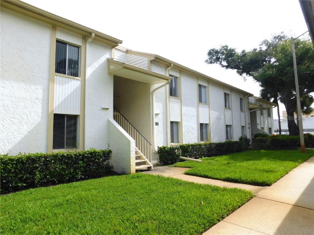 105 Palmetto Court Oldsmar FL 34677 TB8407896 image3