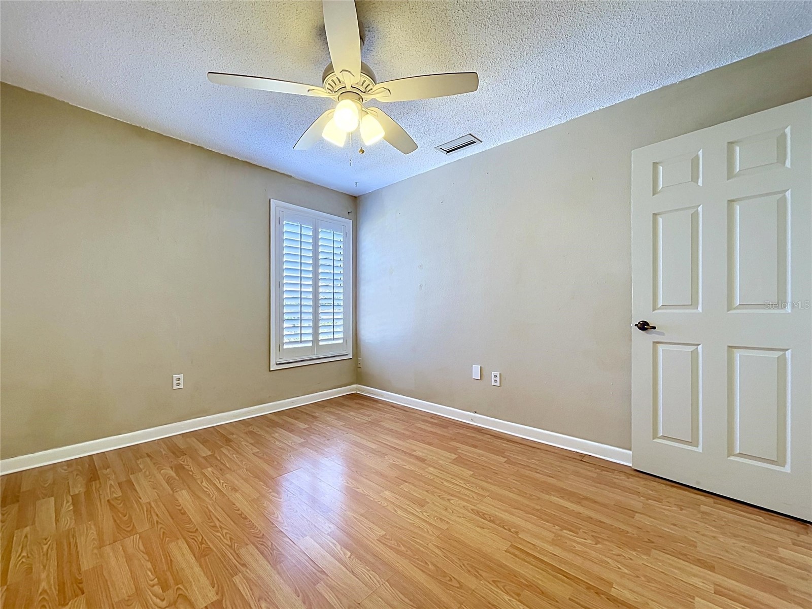 105 Peterson Lane Palm Harbor FL 34683 TB8501897 image32