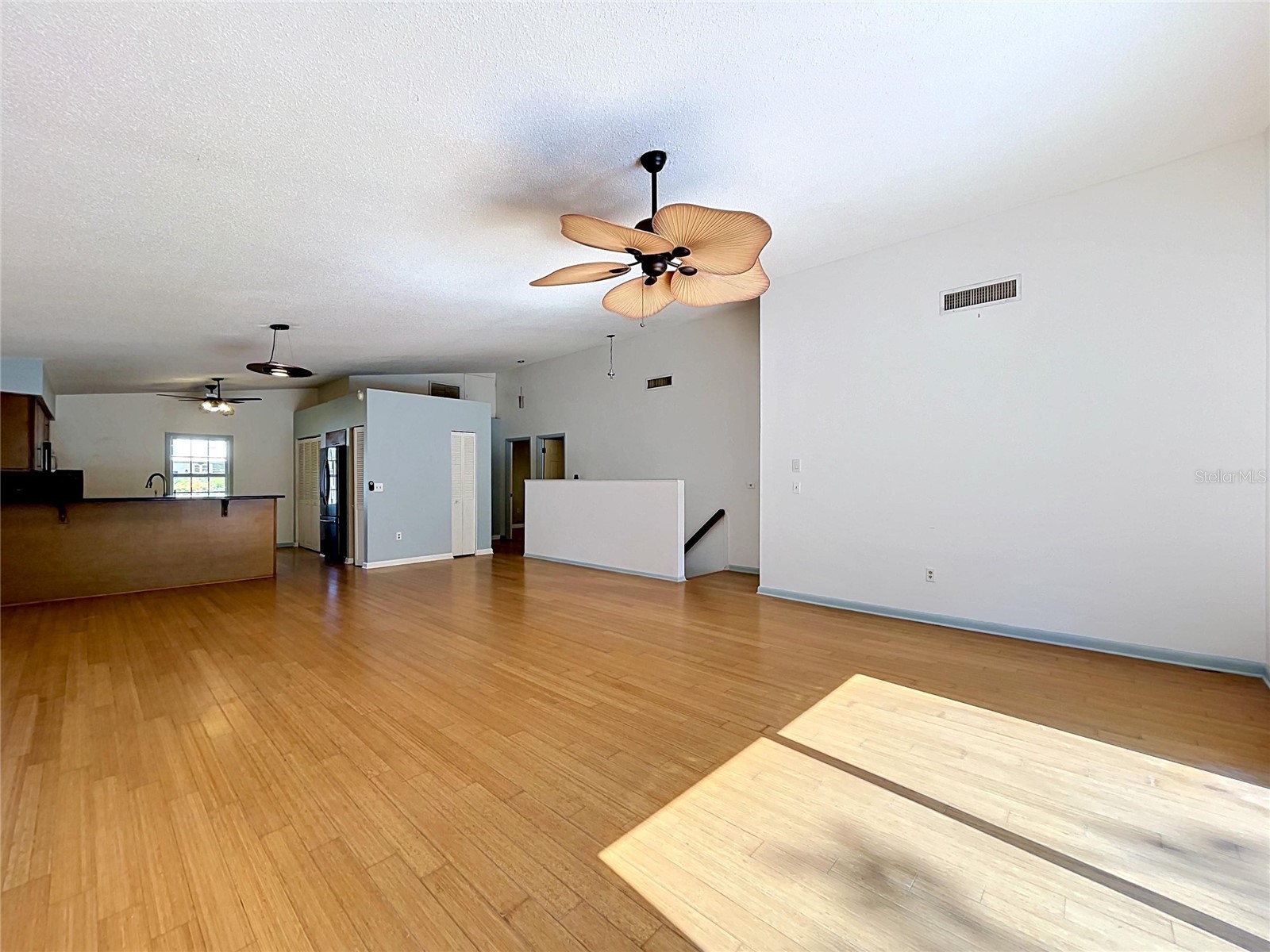 105 Peterson Lane Palm Harbor FL 34683 TB8501897 image9