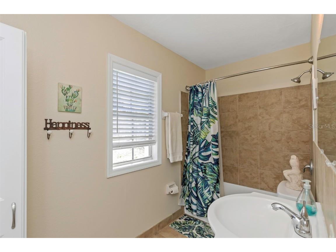 105 Pompano Drive SE #A Saint Petersburg FL 33705 TB8302935 image28