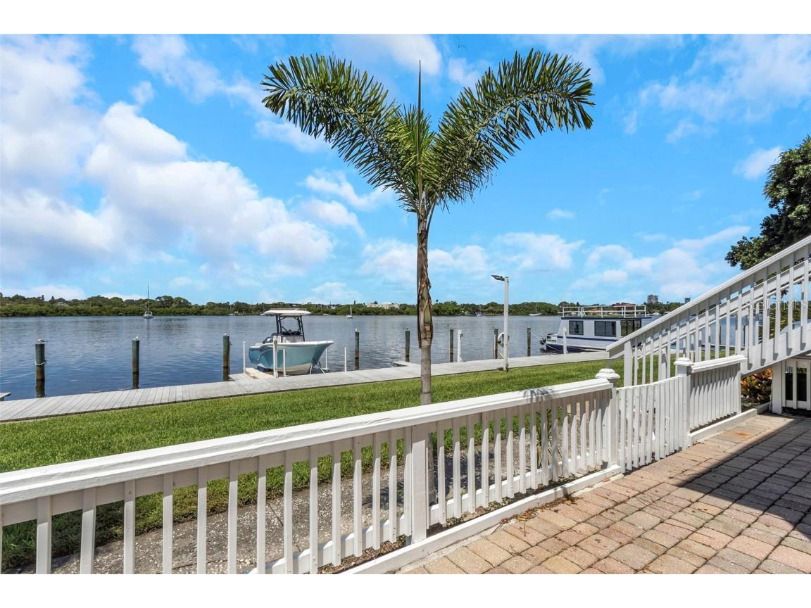 105 Pompano Drive SE #A Saint Petersburg FL 33705 TB8302935 image41