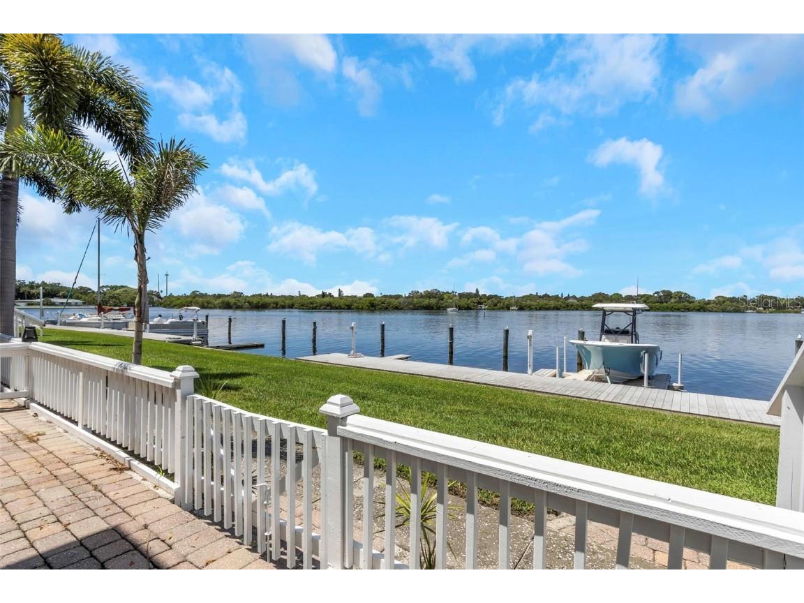 105 Pompano Drive SE #A Saint Petersburg FL 33705 TB8302935 image43