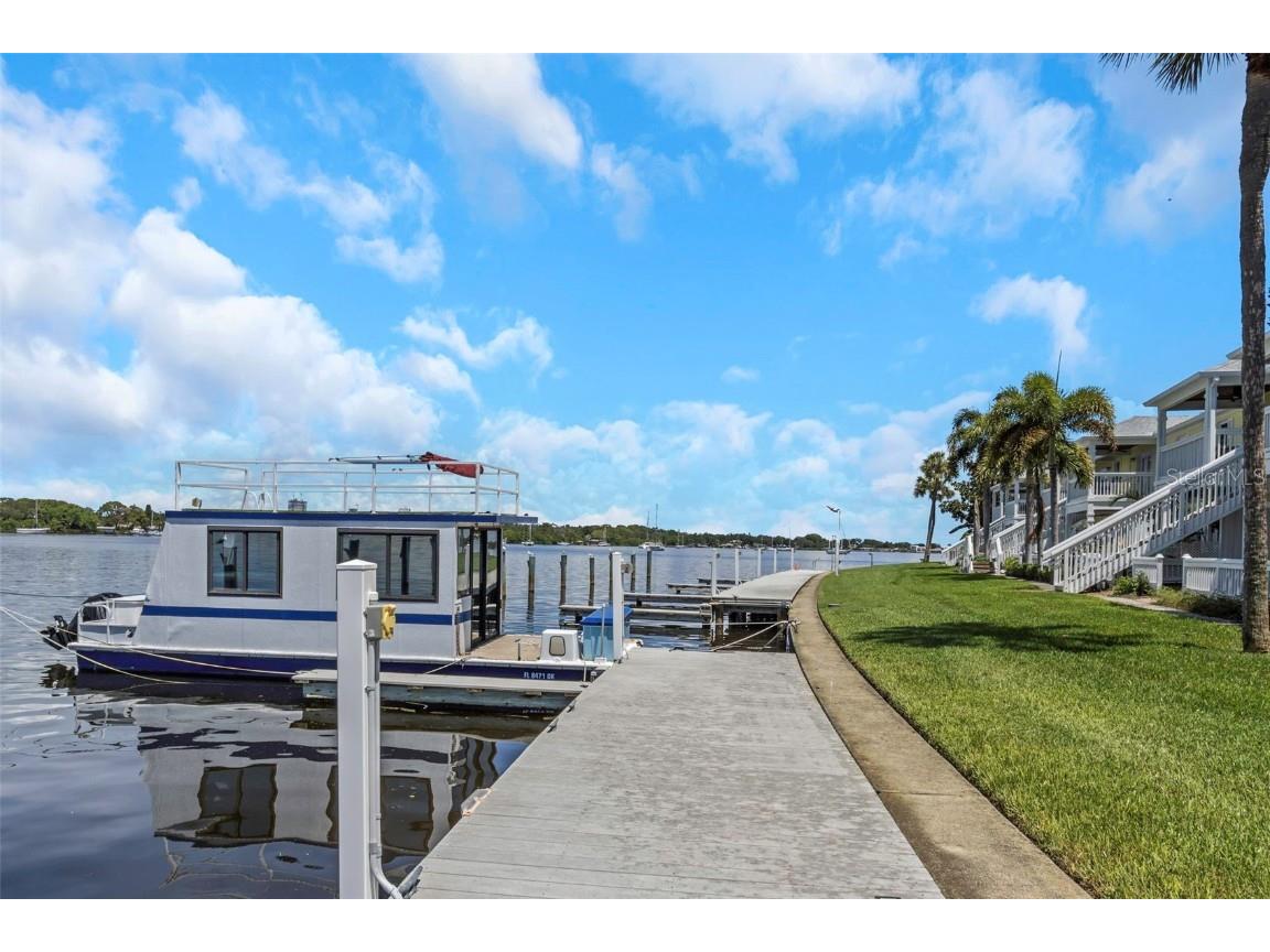 105 Pompano Drive SE #A Saint Petersburg FL 33705 TB8302935 image46