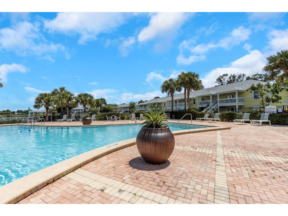 105 Pompano Drive SE #A Saint Petersburg FL 33705 TB8302935 image51