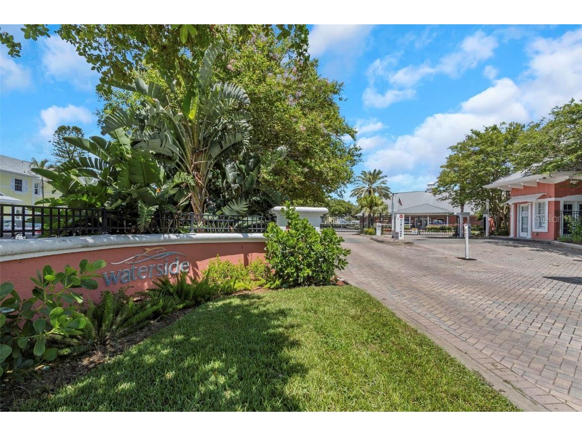 105 Pompano Drive SE #A Saint Petersburg FL 33705 TB8302935 image76