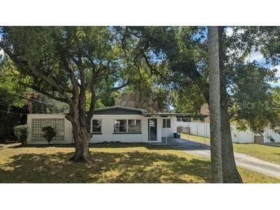 105 Rosier Road Brandon FL 33510 TB8439952 image2