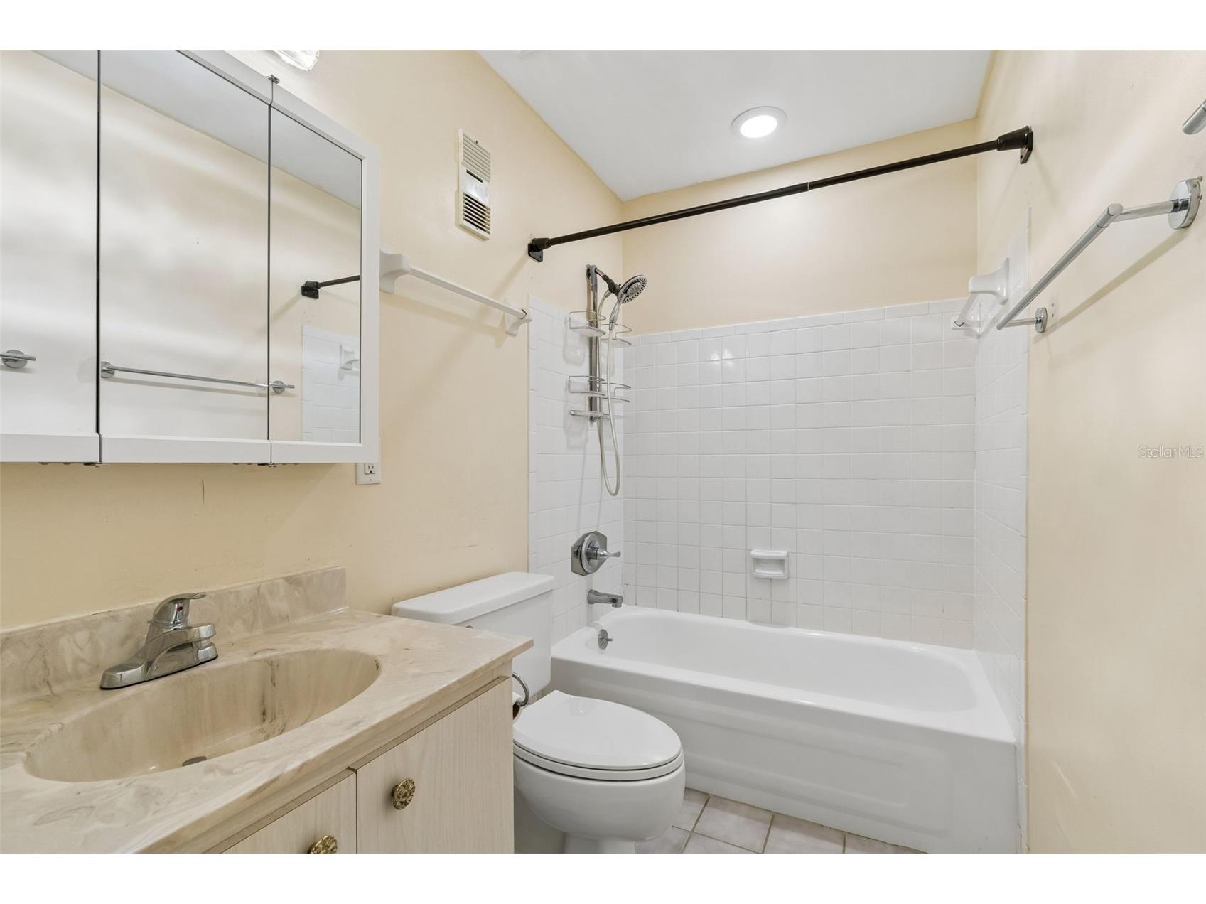 105 S Manhattan Avenue Tampa FL 33609 TB8496880 image32