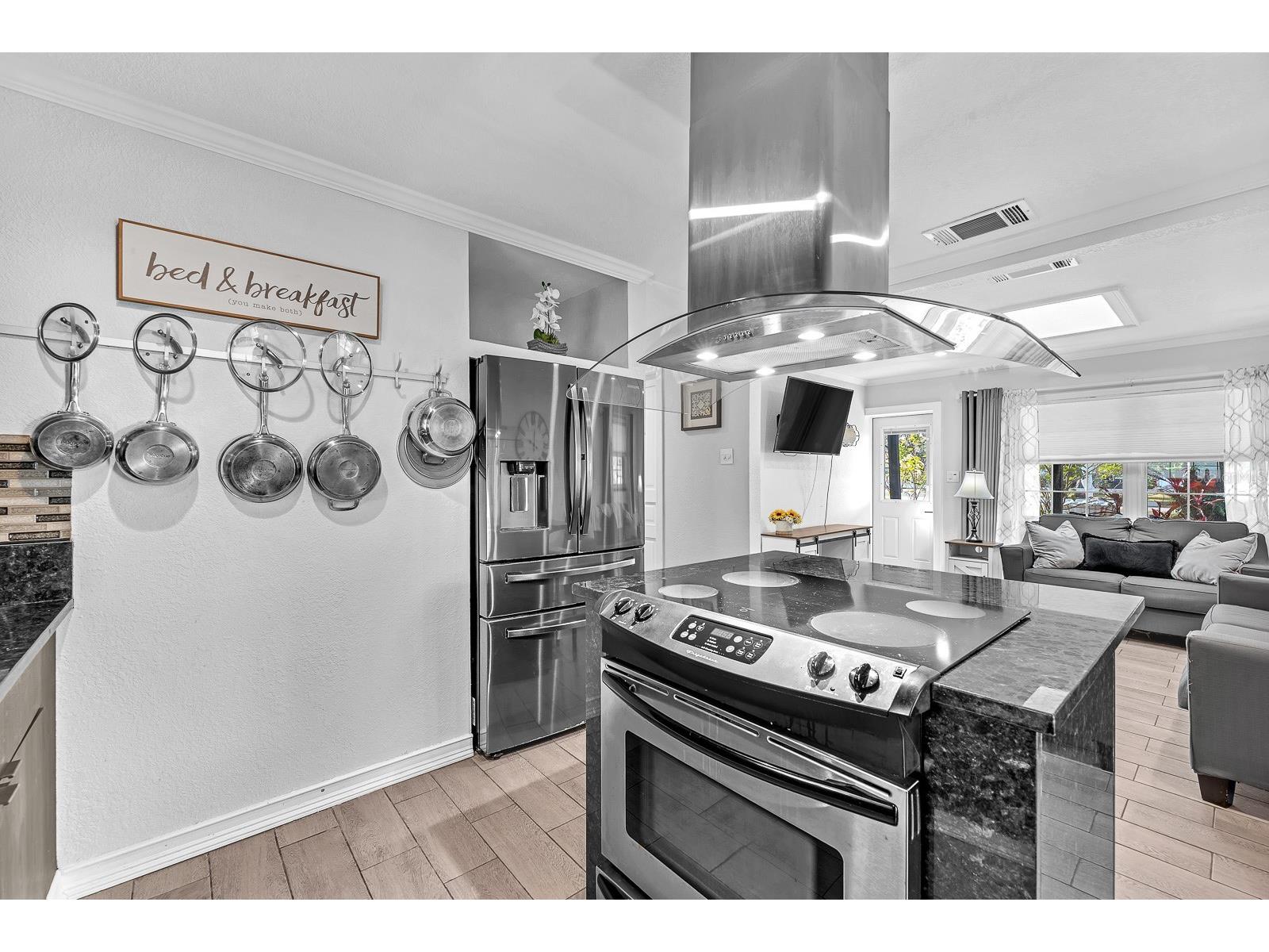 105 S Saint Cloud Avenue Valrico FL 33594 TB8456781 image12