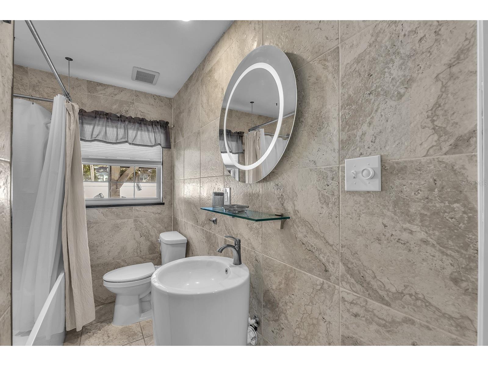 105 S Saint Cloud Avenue Valrico FL 33594 TB8456781 image19