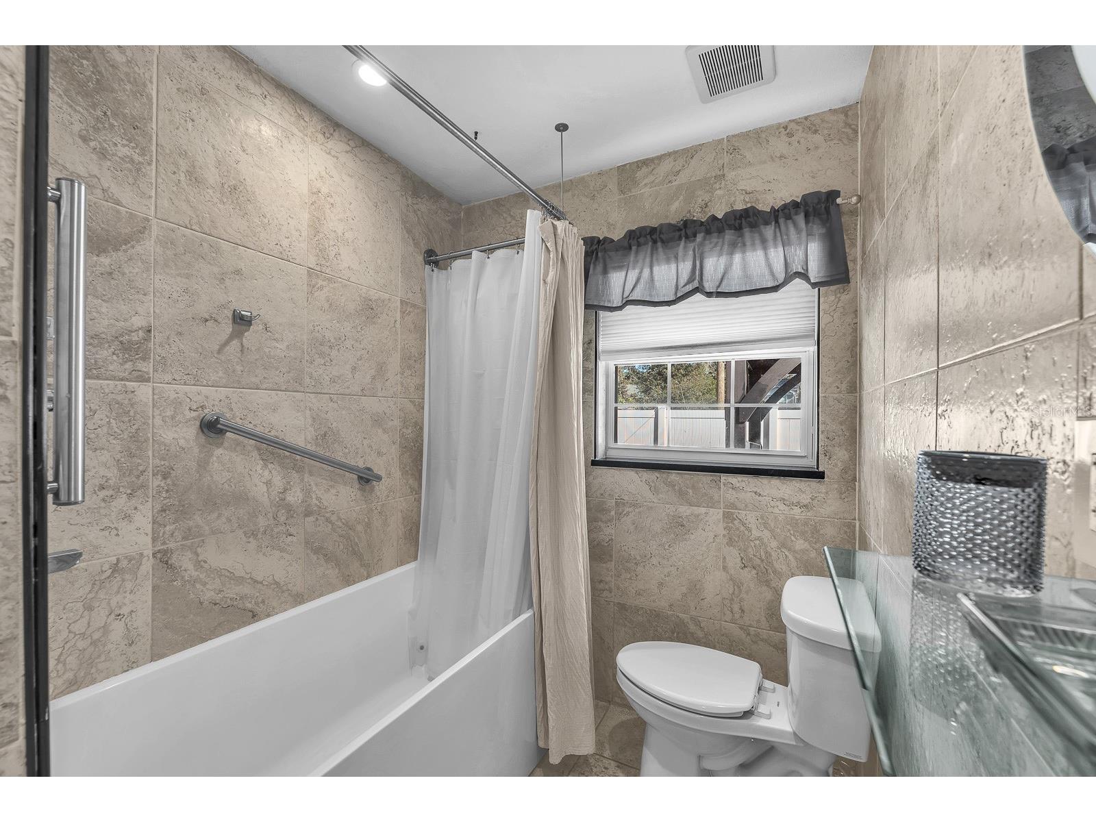 105 S Saint Cloud Avenue Valrico FL 33594 TB8456781 image20
