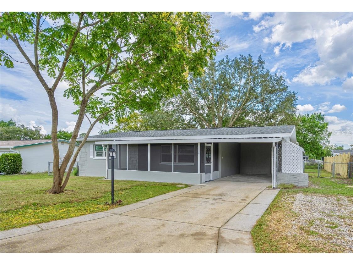 105 S Tyler Street Beverly Hills FL 34465 U8139491 image1