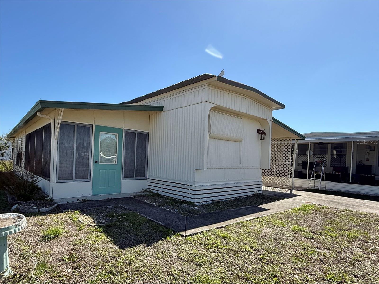 105 Saint Martins Way Apollo Beach FL 33572 TB8487744 image1